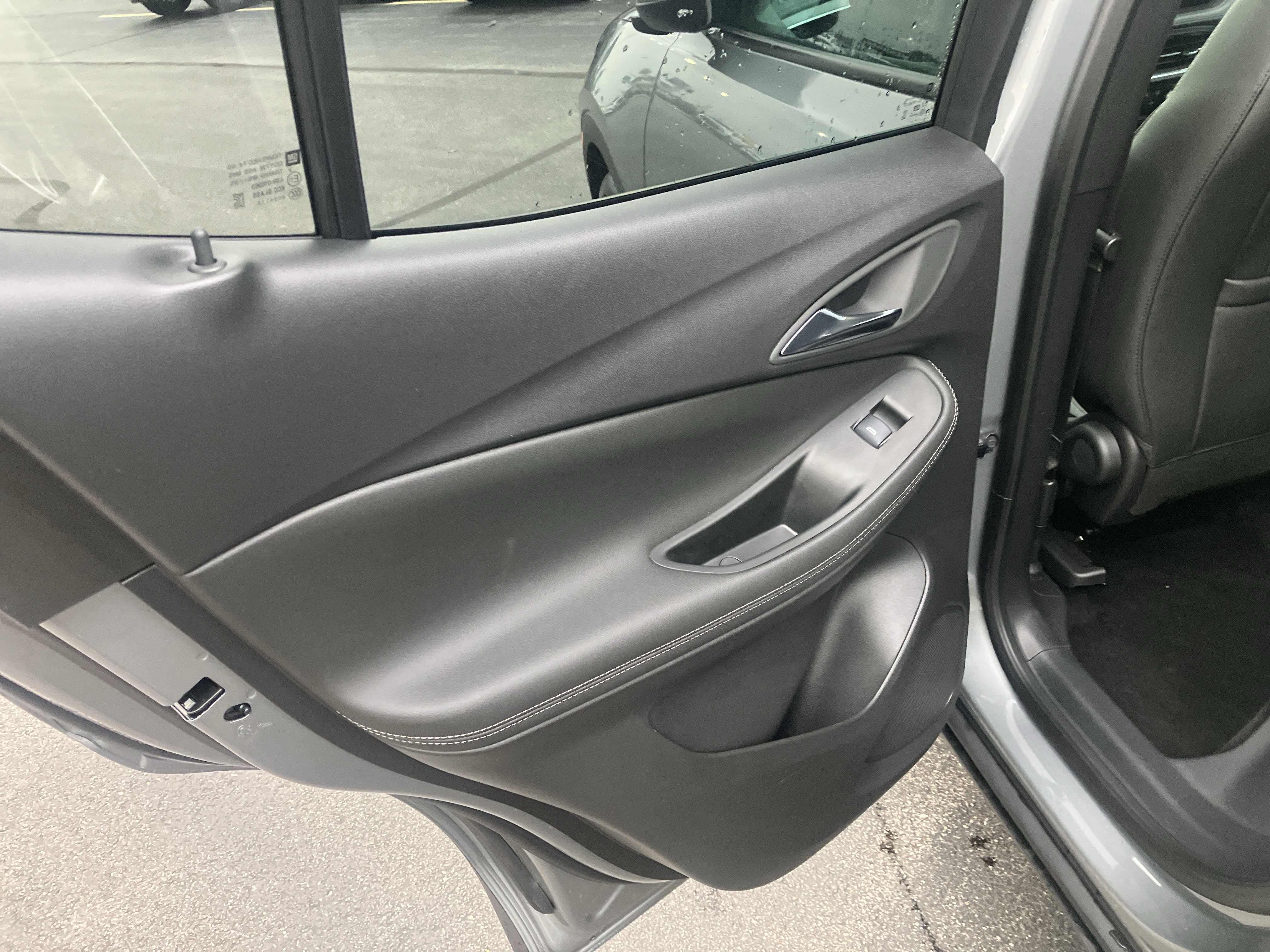 Used 2025 Buick Encore GX Preferred FWD image 14