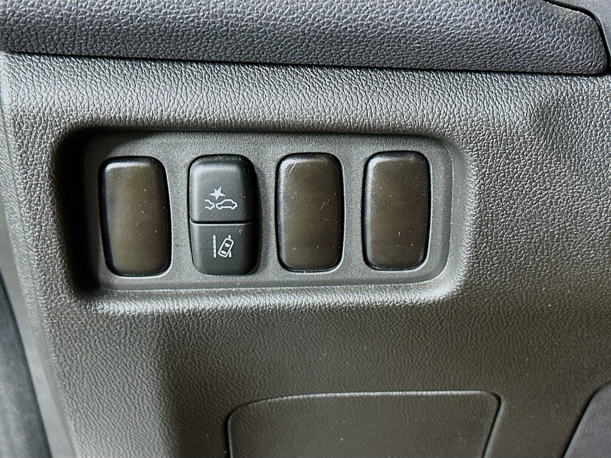 Used 2025 Mitsubishi Outlander Sport AWD image 16