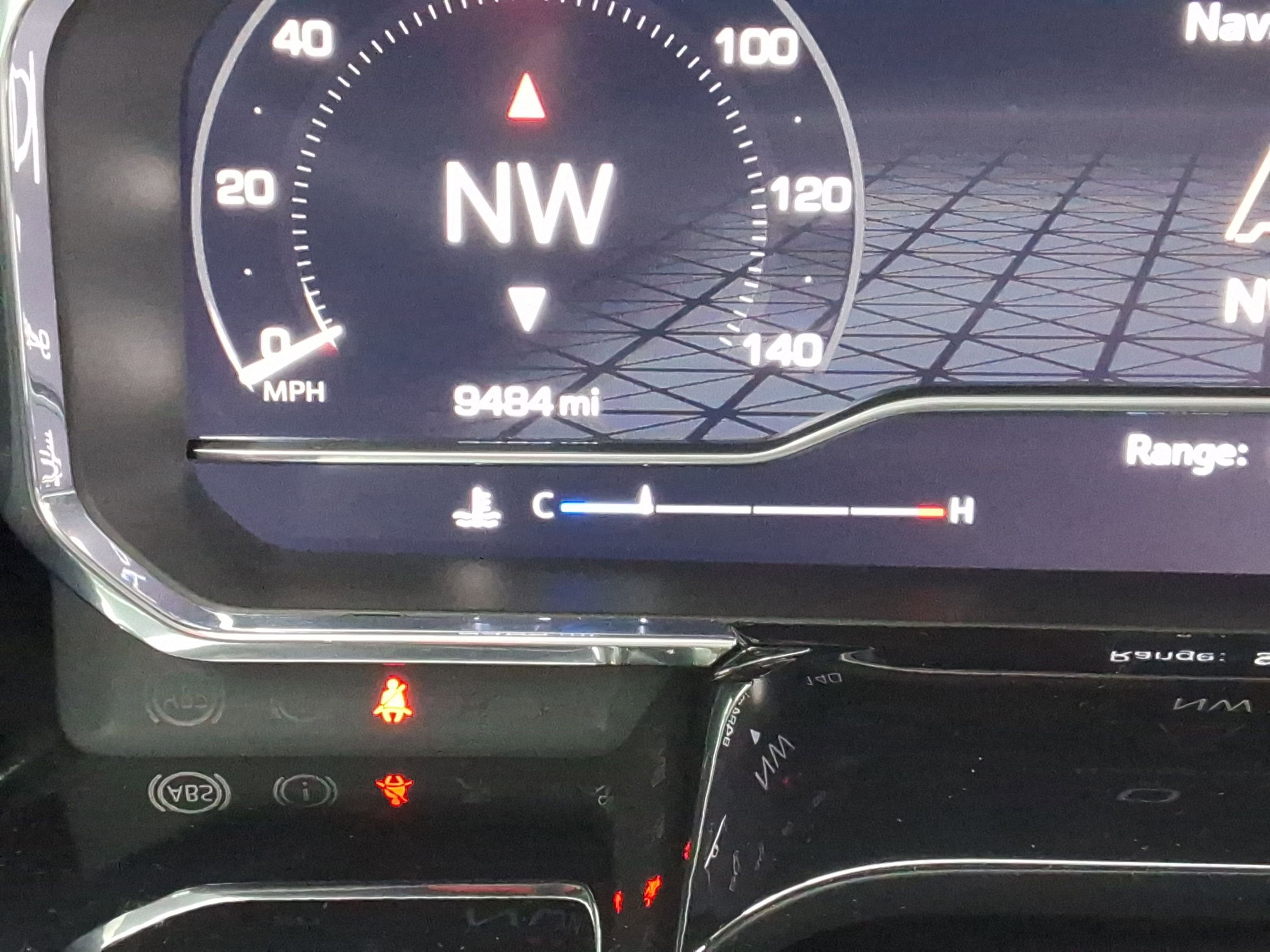 Used 2025 GMC Sierra 1500 Elevation w/ LPO, Elevation Black Package image 13