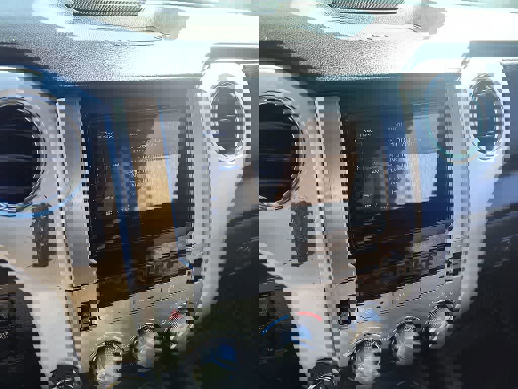 Used 2019 Toyota Tundra SR5 w/ TRD Off Road Package image 16