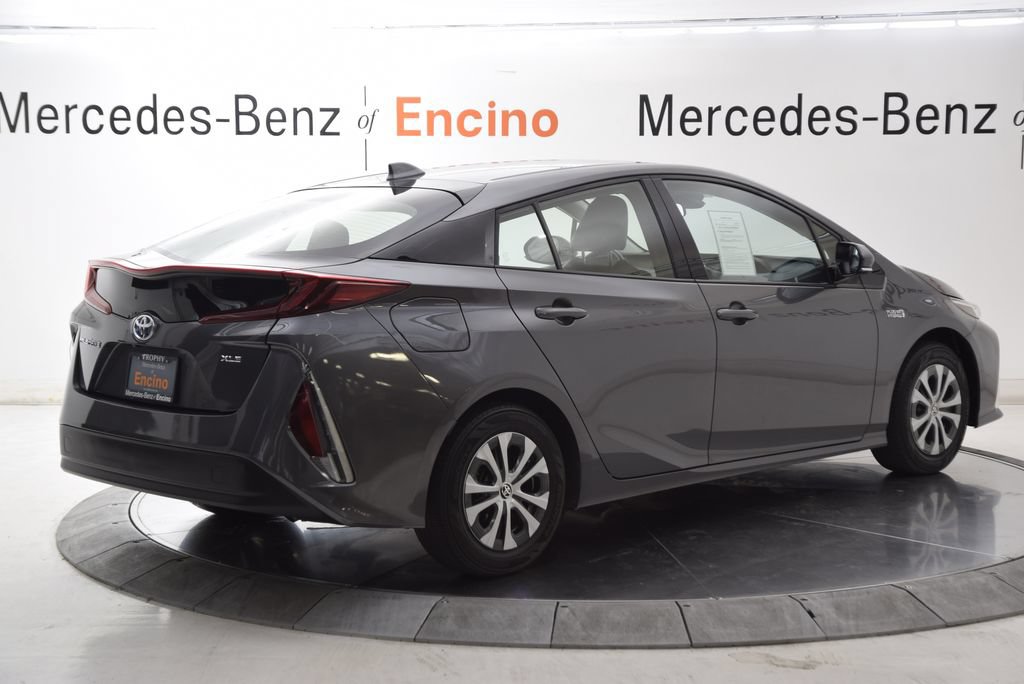 Used 2020 Toyota Prius Prime XLE FWD image 5