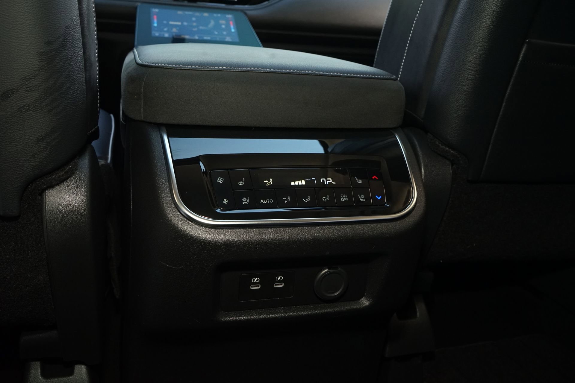 Used 2025 INFINITI QX80 Sensory AWD/4WD image 22