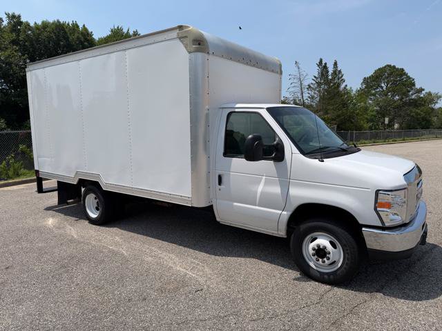 Used 2018 Ford E-350 and Econoline 350 Super Duty w/ Power Windows & Locks Group RWD image 32