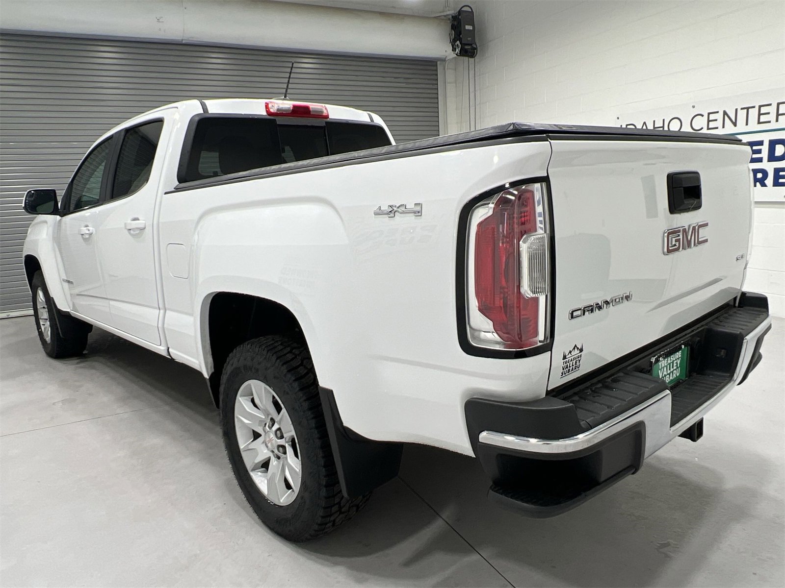 Used 2016 GMC Canyon SLE w/ SLE Convenience Package image 6
