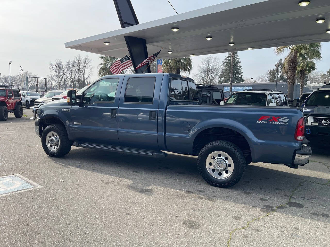 Used 2007 Ford F250 XL AWD/4WD image 3