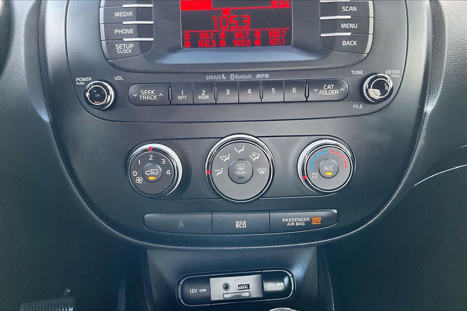 Used 2014 Kia Soul FWD image 30