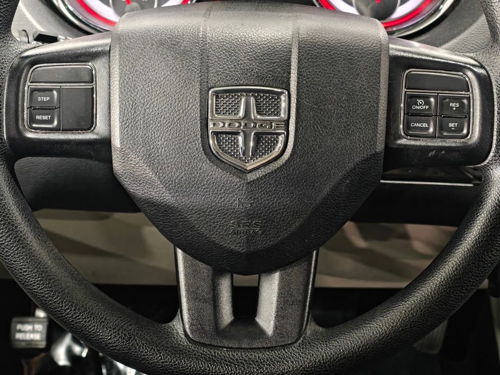 Used 2020 Dodge Grand Caravan SE image 5
