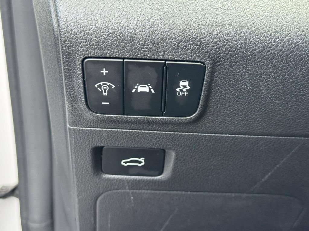 Used 2023 Kia K5 GT-Line AWD/4WD image 18