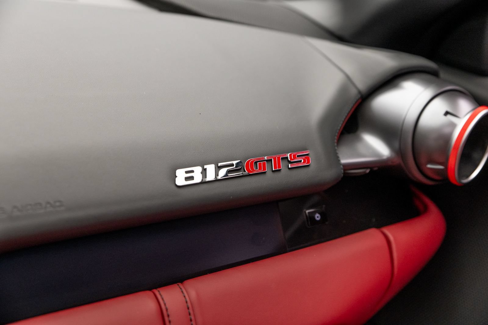 Used 2022 Ferrari 812 GTS RWD image 35