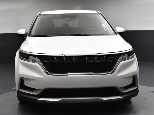 Certified 2024 Kia Carnival LX image 3