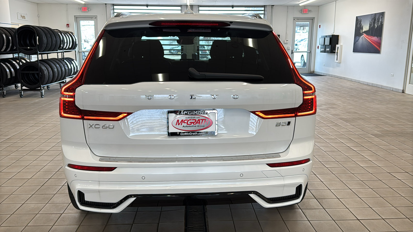 New 2026 Volvo XC60 B5 Ultra w/ Protection Package Premier AWD/4WD image 6