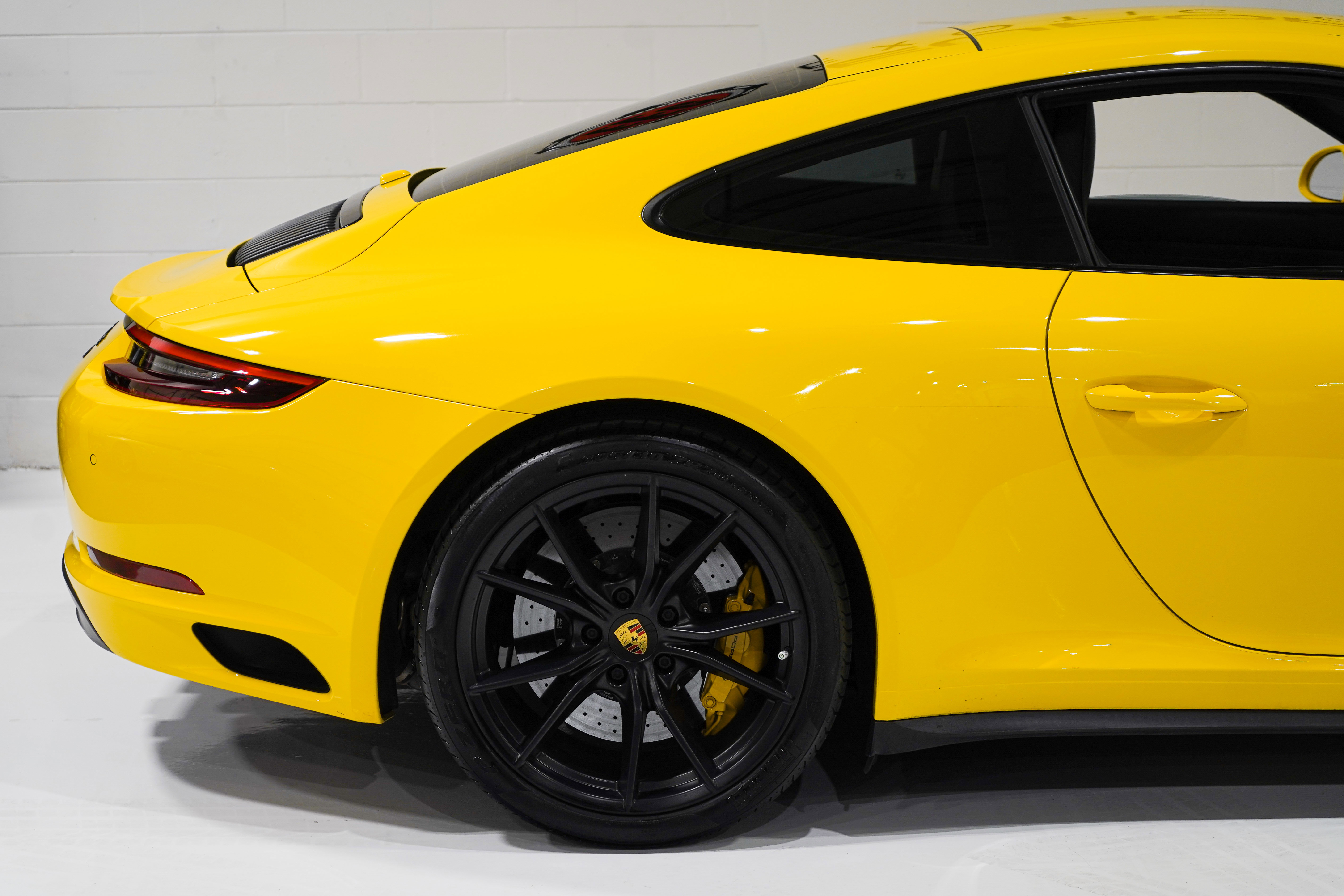 Used 2019 Porsche 911 Carrera GTS RWD image 20