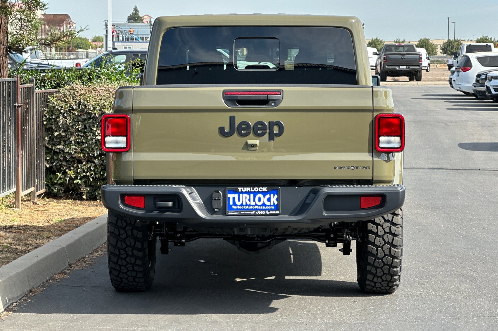 New 2025 Jeep Gladiator Sport image 5