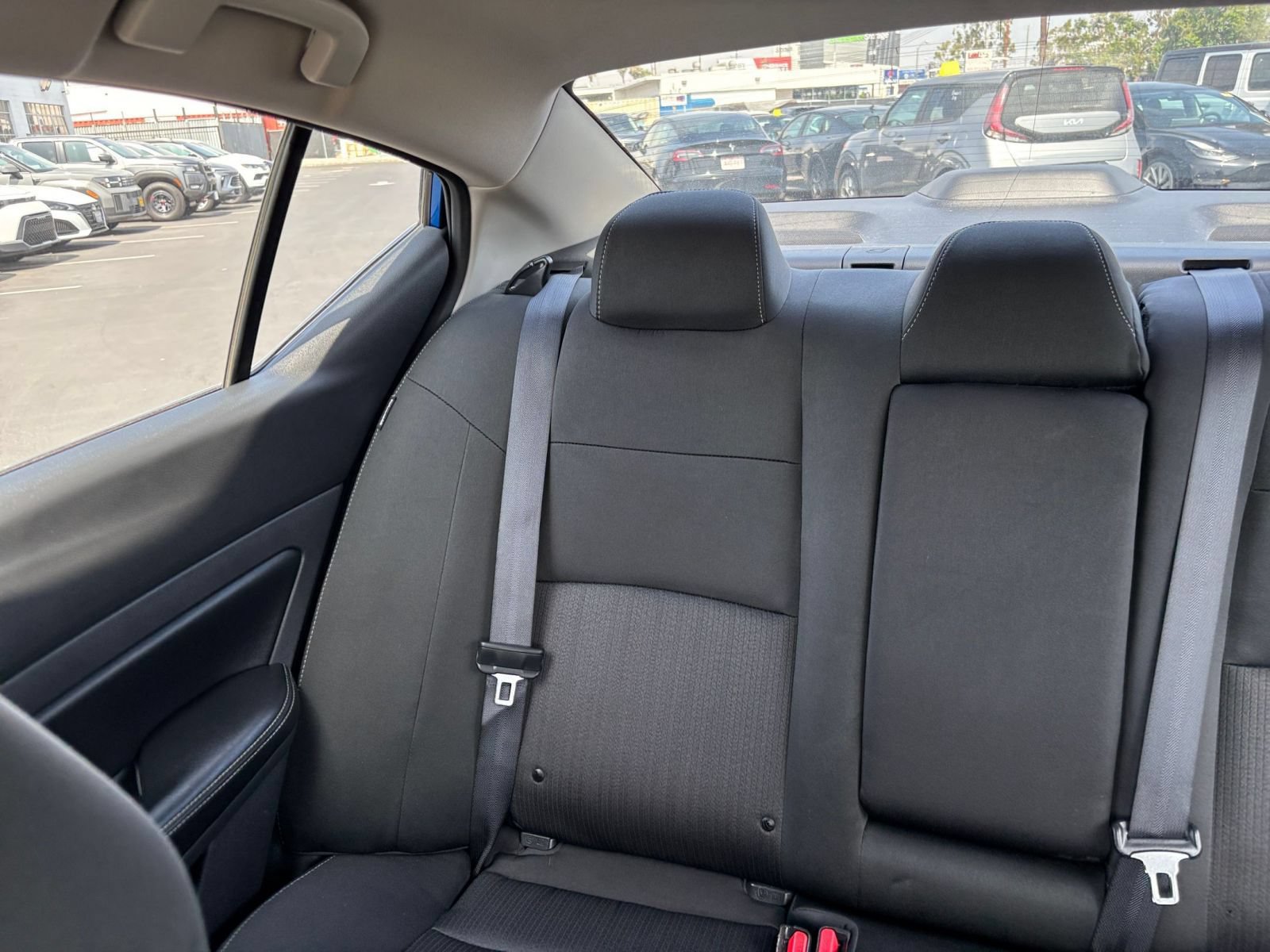 Used 2025 Nissan Altima 2.5 SV FWD image 40