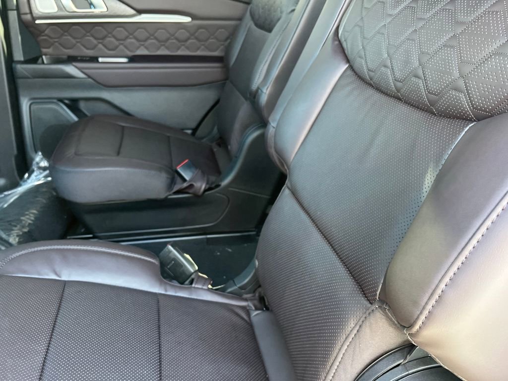 New 2026 Ford Explorer Platinum w/ LUX Leather Package image 20