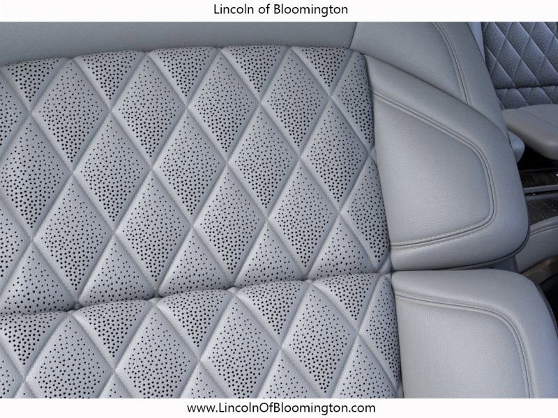 New 2026 Lincoln Navigator L Black Label w/ Black Label Special Edition AWD/4WD image 19
