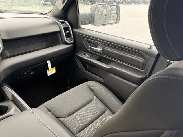 New 2026 RAM 1500 Express AWD/4WD image 30