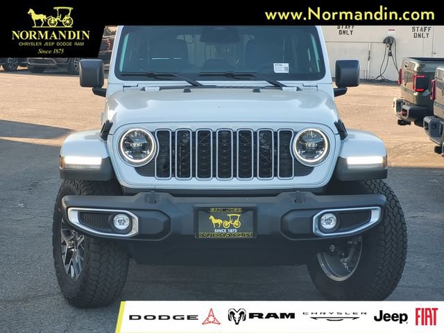 New 2026 Jeep Wrangler Unlimited Sahara AWD/4WD image 2