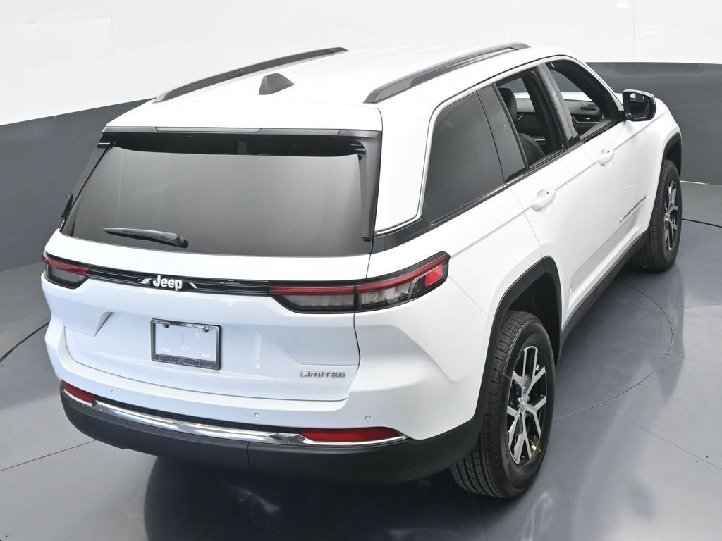 Used 2025 Jeep Grand Cherokee Limited image 50