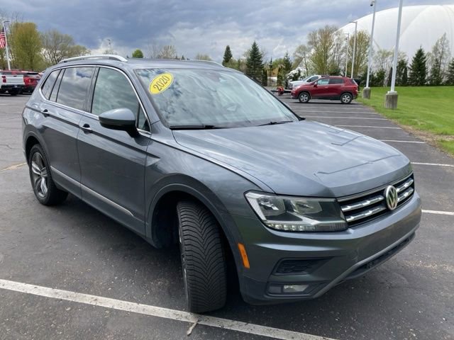 Used 2020 Volkswagen Tiguan SEL AWD/4WD image 2
