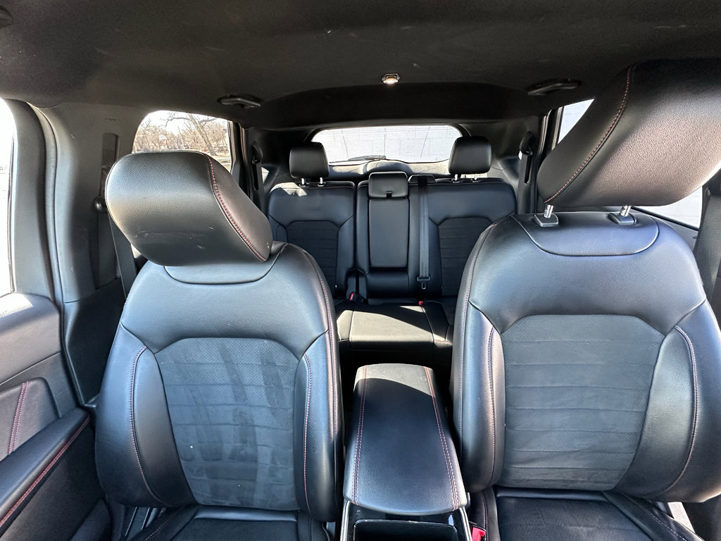 Used 2020 Ford Edge ST-Line w/ Cold Weather Package image 27