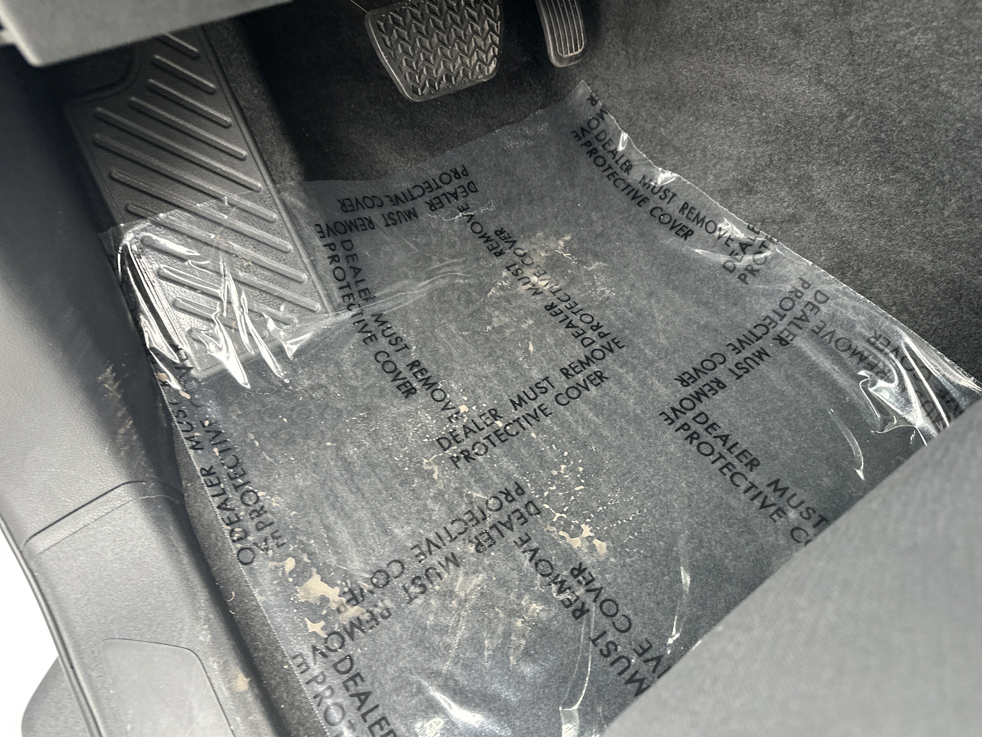 Used 2022 Toyota Tundra SR5 w/ SR5 Convenience Package image 17