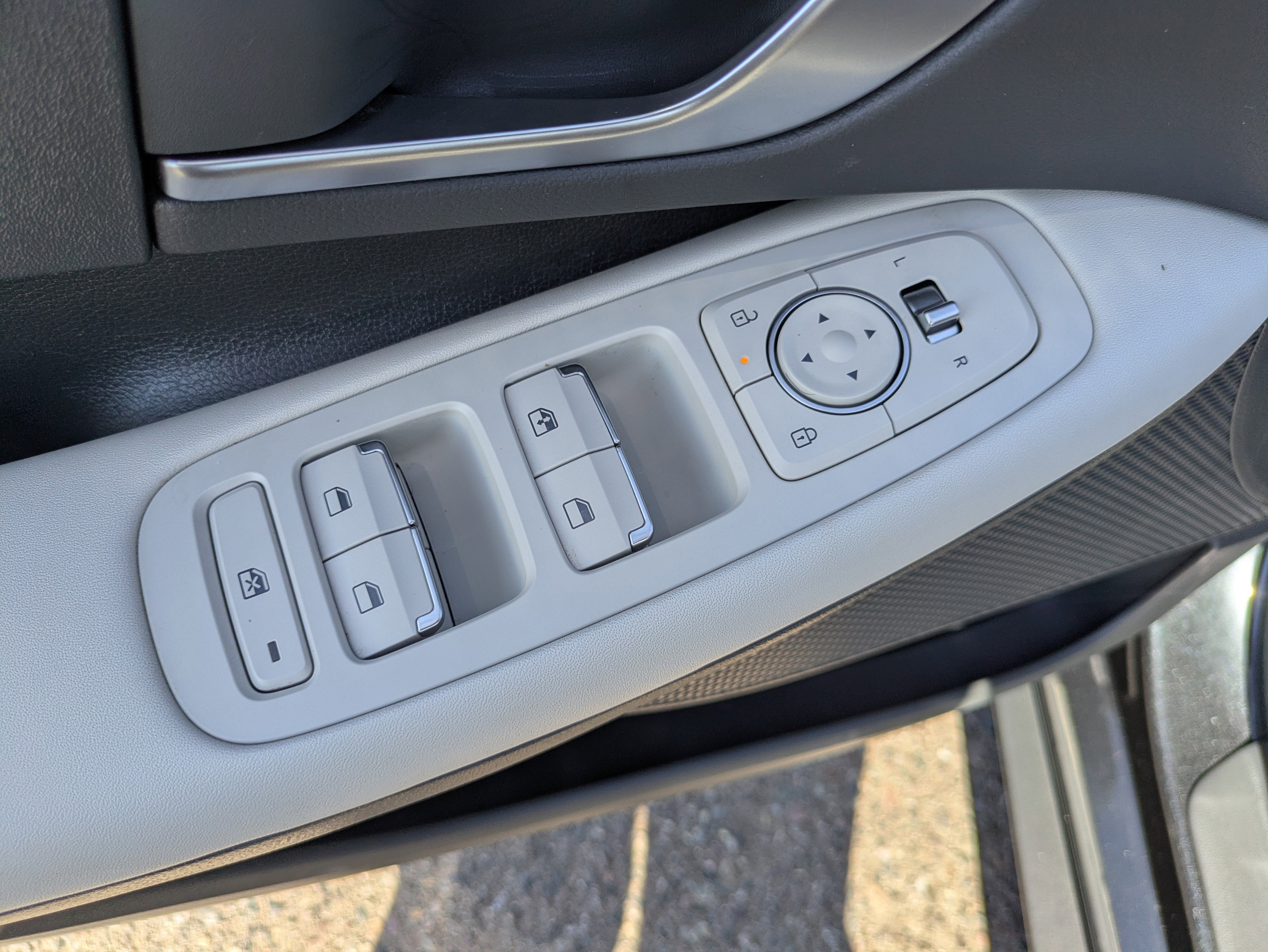 Certified 2025 Hyundai Sonata SE image 18