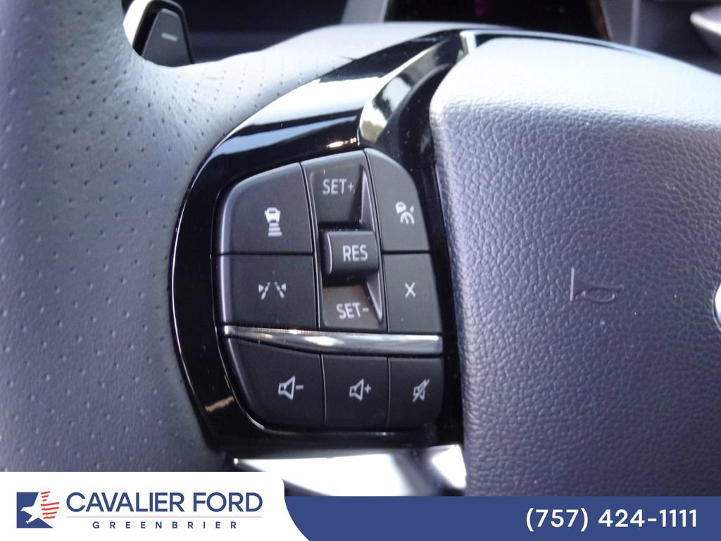 Used 2026 Ford Explorer Tremor AWD/4WD image 16