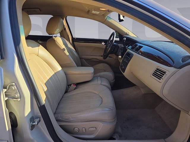 Used 2011 Buick Lucerne CXL FWD image 17
