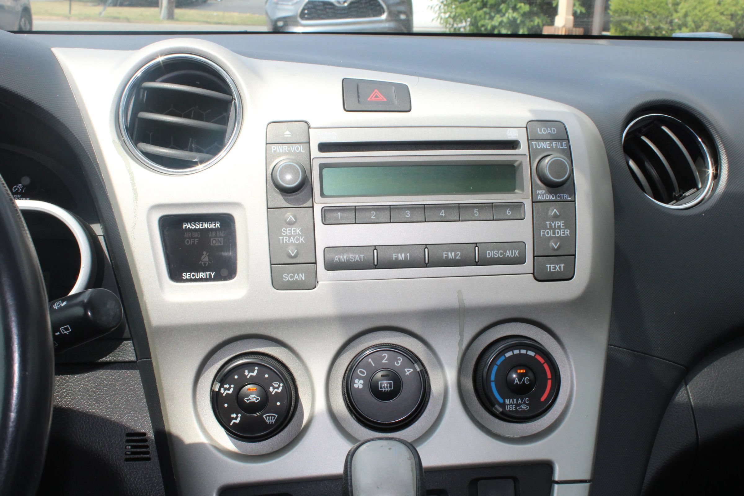 Used 2009 Toyota Matrix S w/ Preferred Accessory Pkg FWD image 14