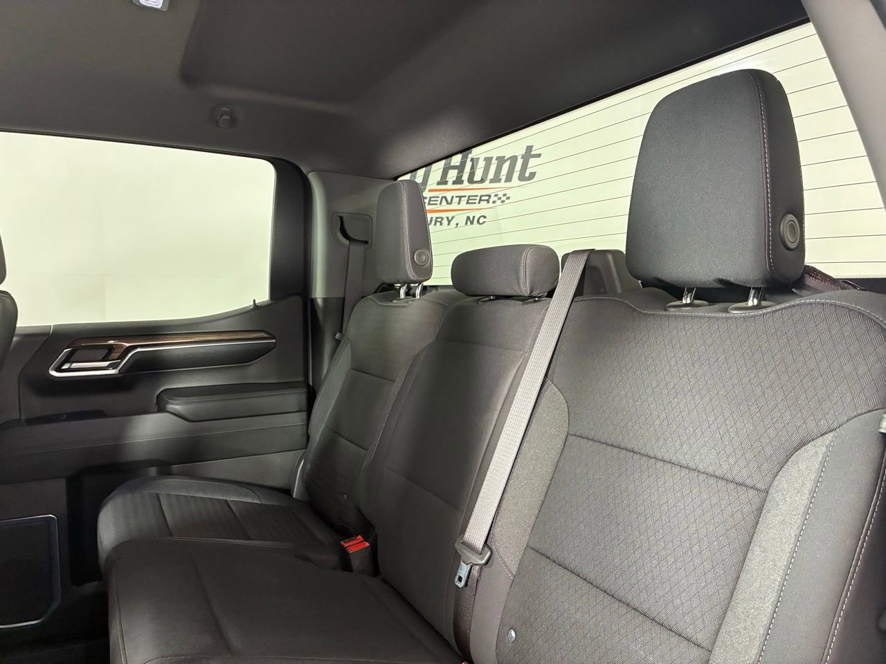 Used 2024 Chevrolet Silverado 1500 LT image 26