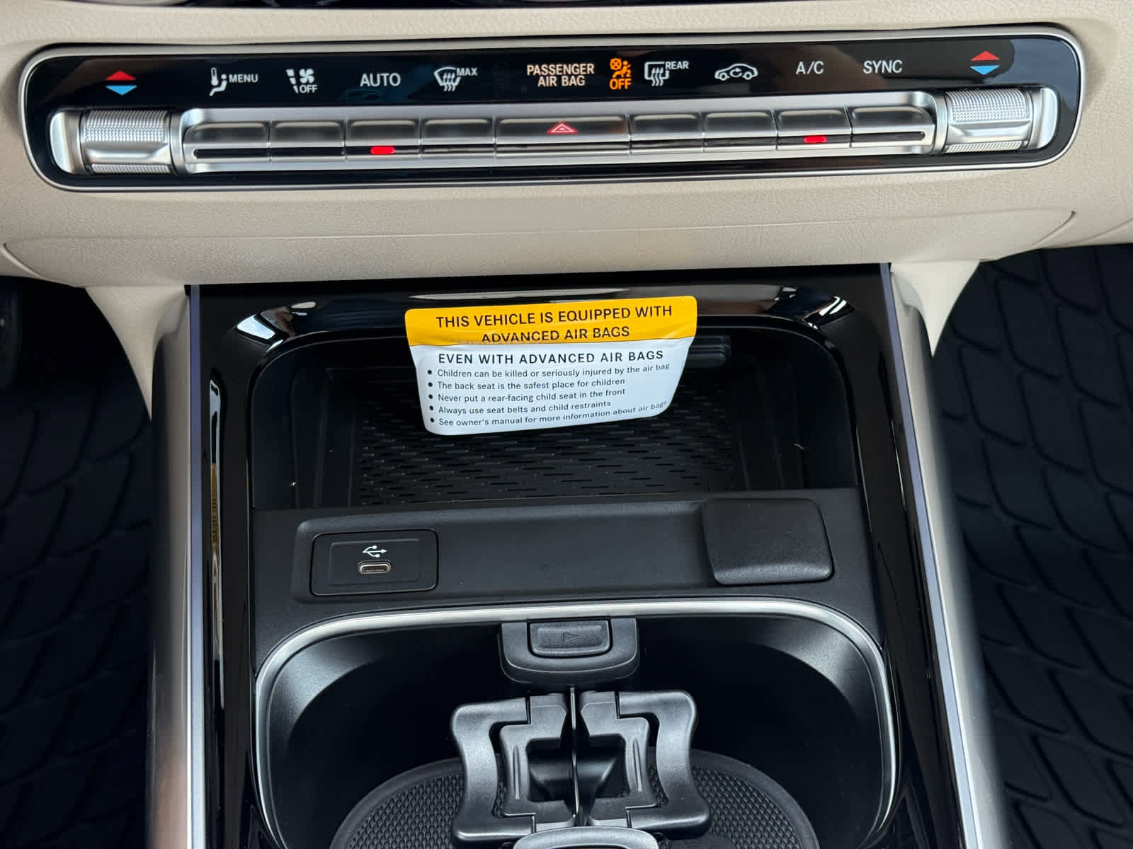 Certified 2026 Mercedes-Benz GLA 250 4MATIC image 19