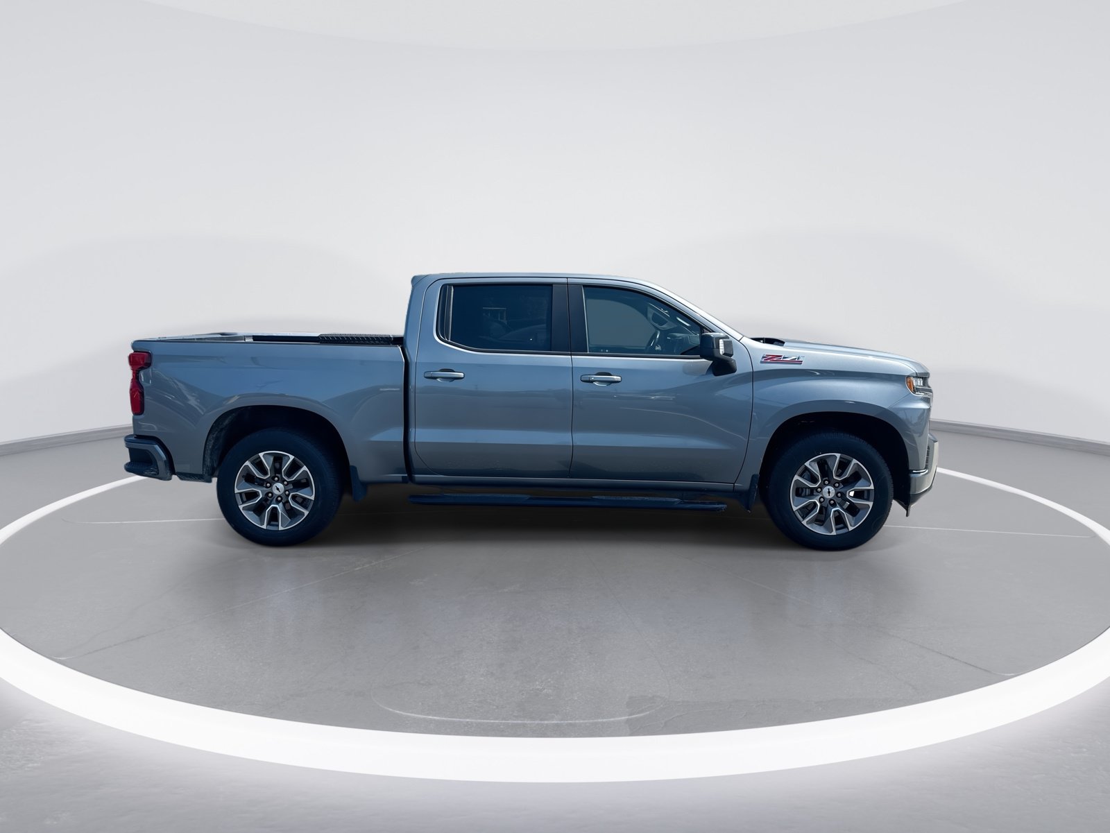 Used 2021 Chevrolet Silverado 1500 RST w/ Convenience Package II AWD/4WD image 10
