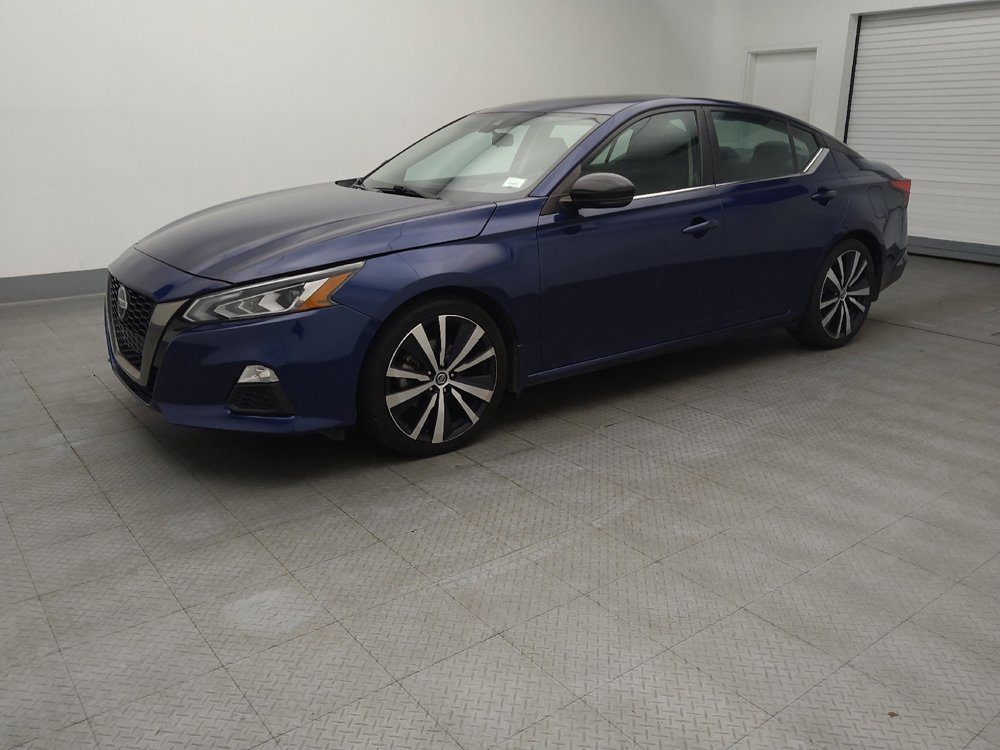 Used 2021 Nissan Altima 2.5 SR w/ SR Premium Package image 2