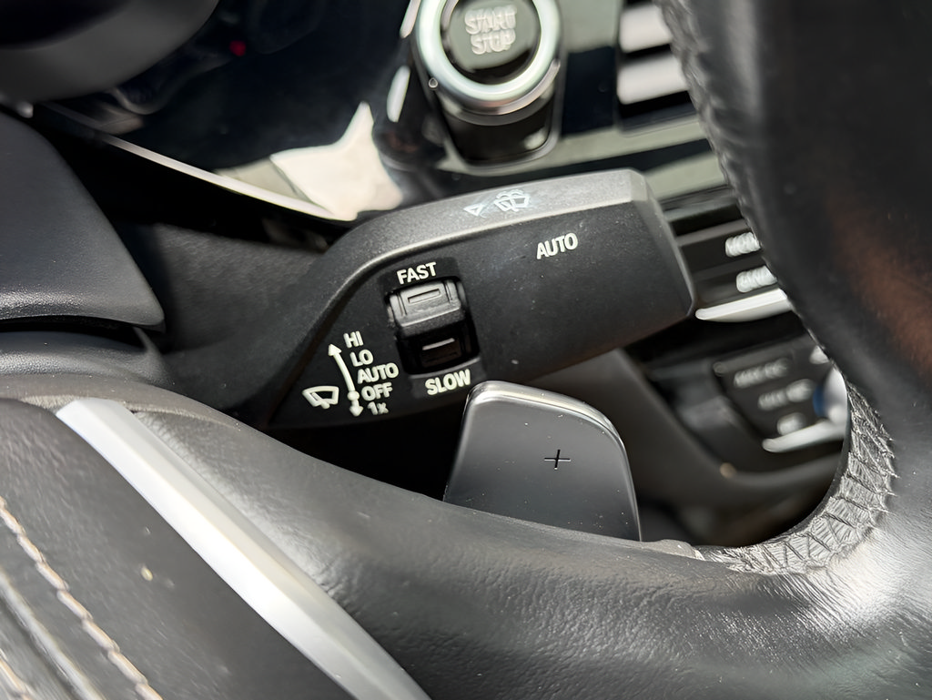 Used 2018 BMW 530e RWD image 37
