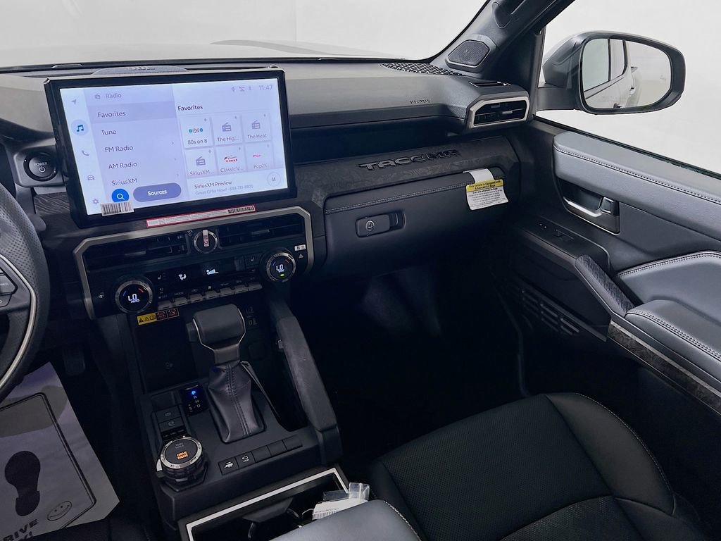 Certified 2025 Toyota Tacoma Limited image 21