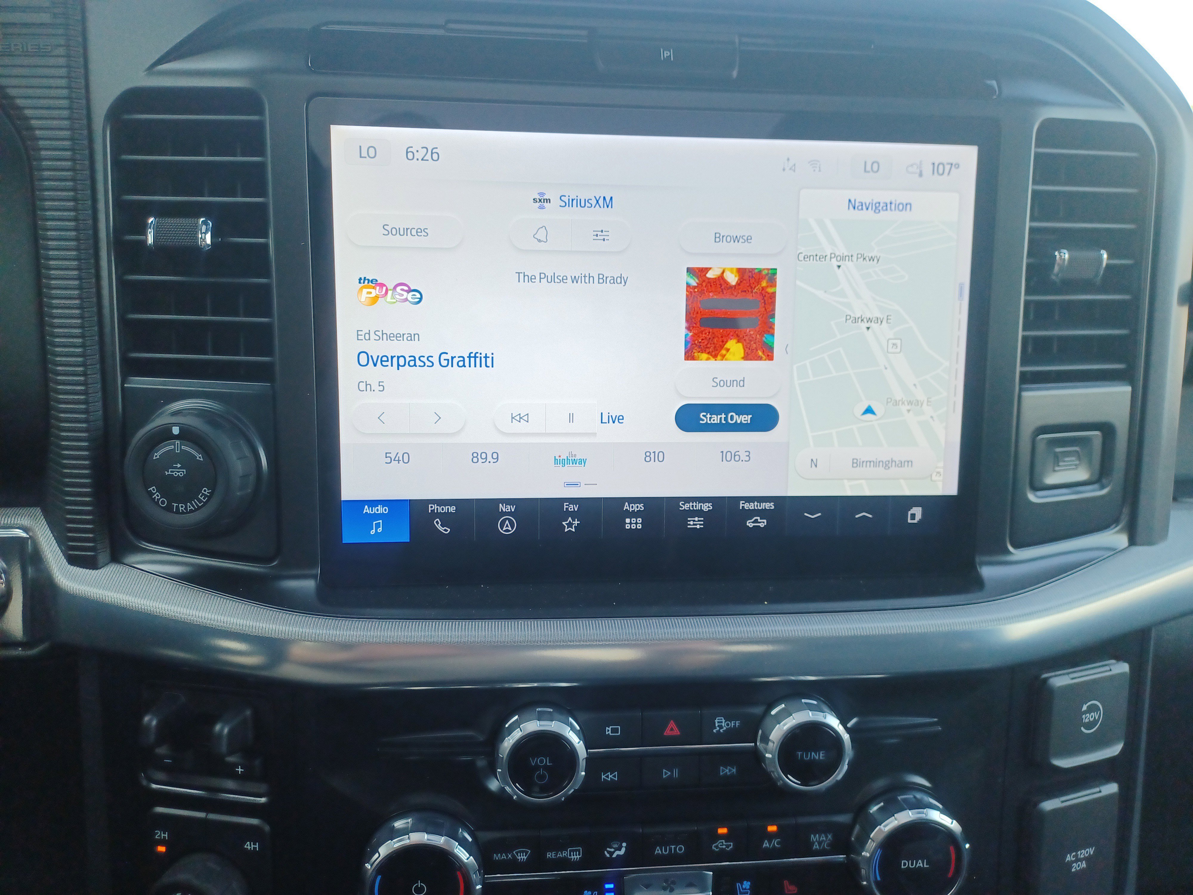 New 2025 Ford F150 Lariat w/ Equipment Group 502A High image 37