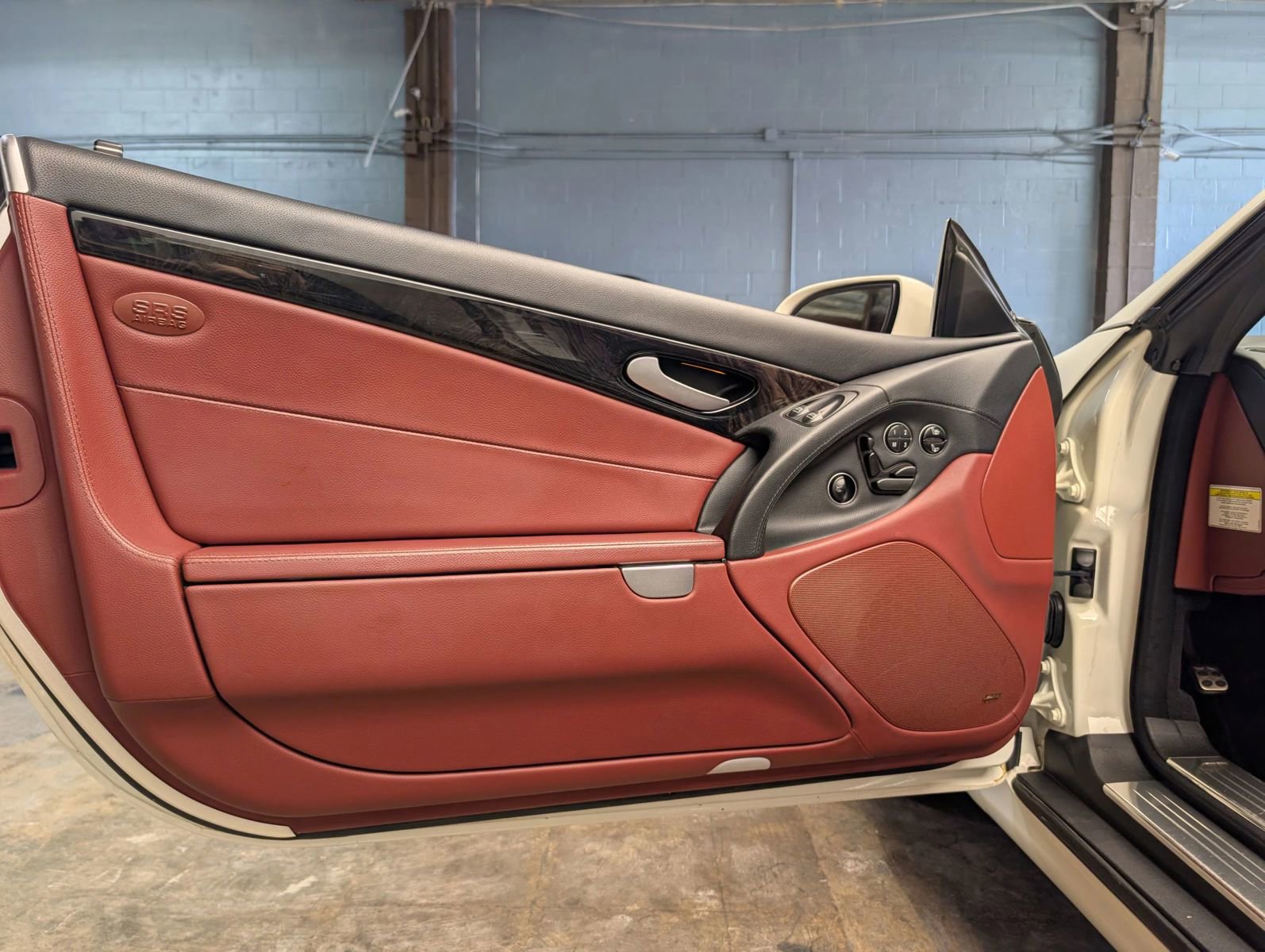 Used 2007 Mercedes-Benz SL 550 image 14