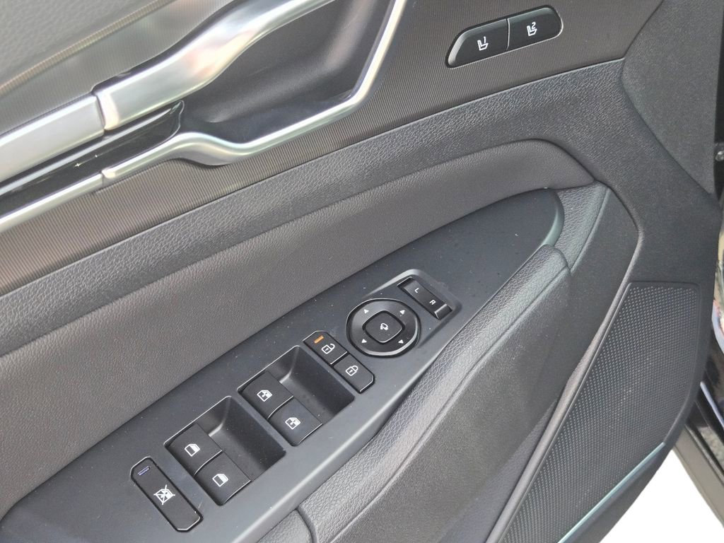 Certified 2026 Kia Sportage SX image 17