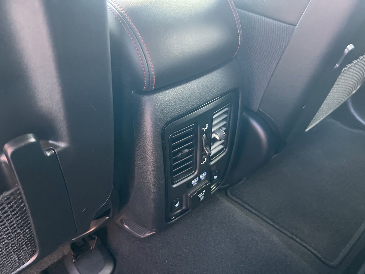 Used 2024 Dodge Durango R/T image 22