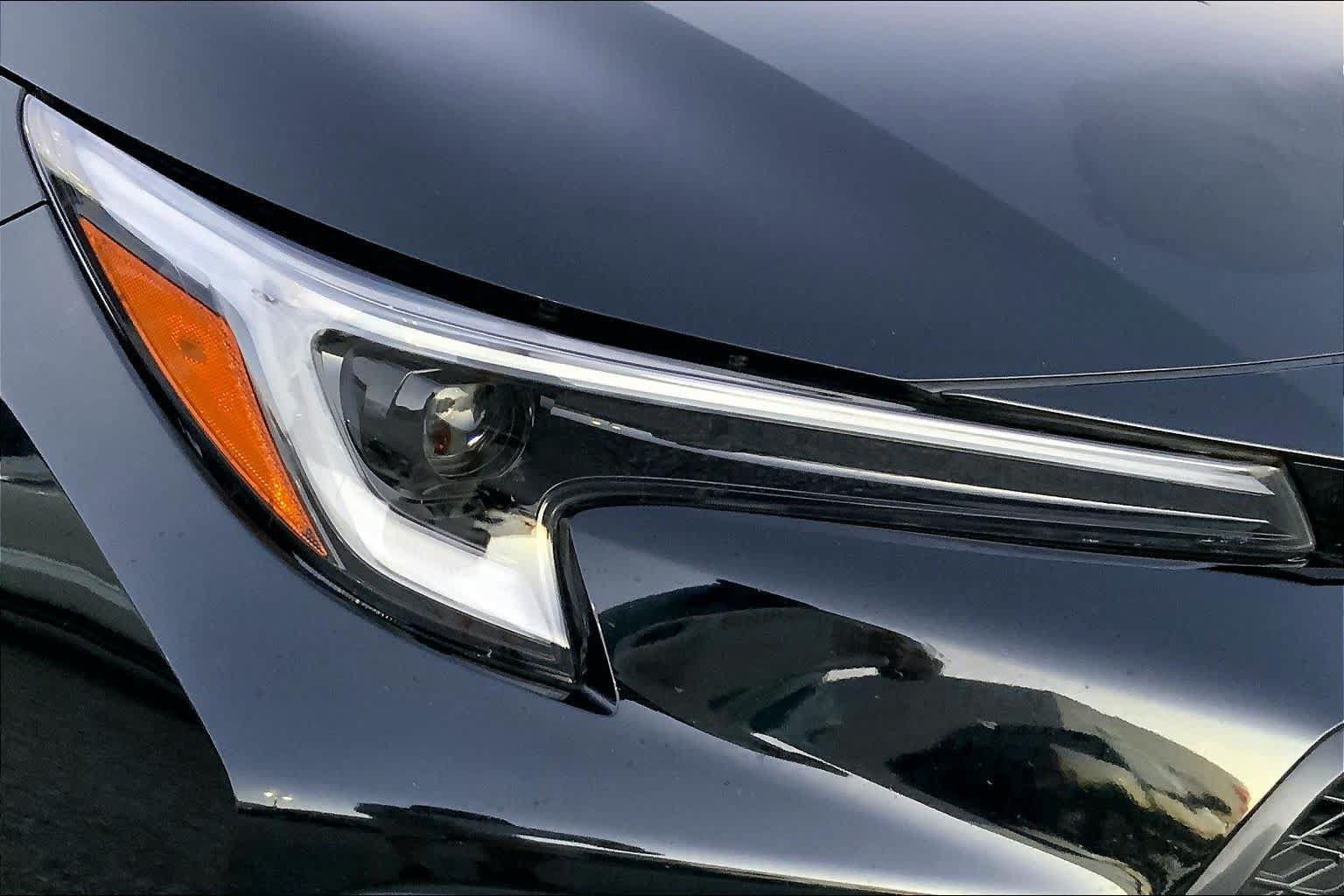 Used 2025 Toyota Corolla SE FWD image 24