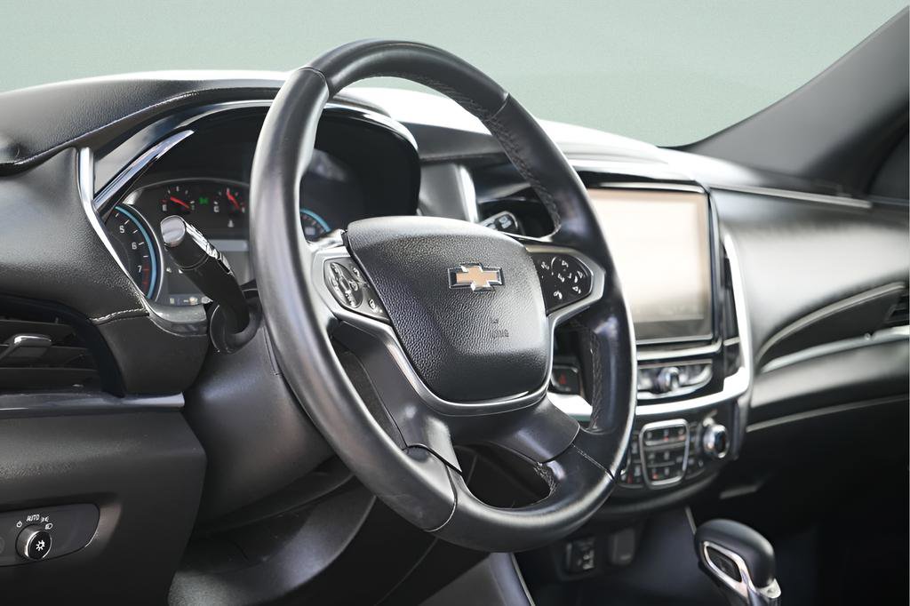 Used 2023 Chevrolet Traverse LT w/ LT Premium Package AWD/4WD image 28
