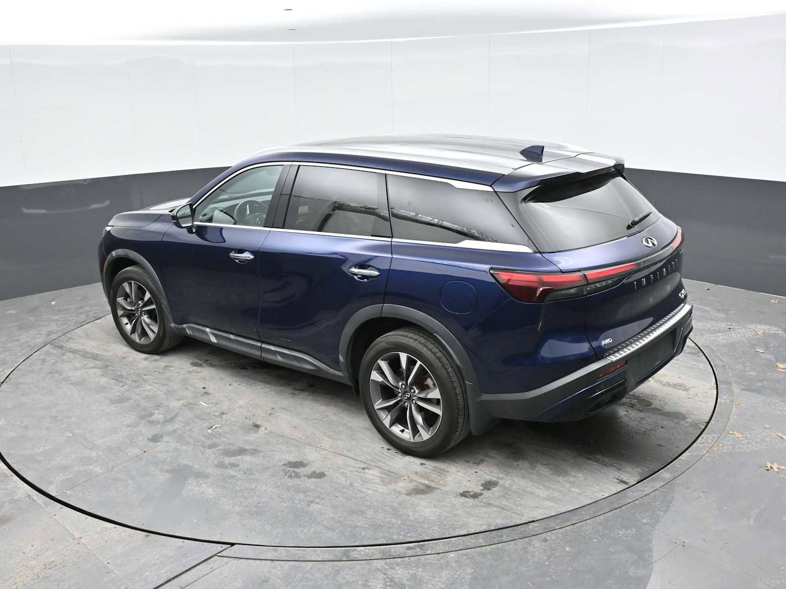 Used 2023 INFINITI QX60 Luxe w/ Cargo Package AWD/4WD image 12