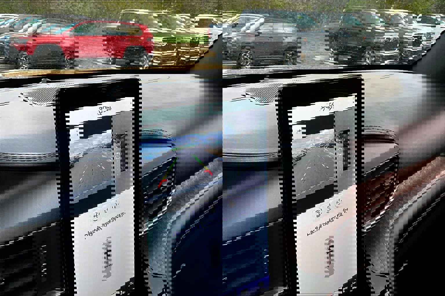 Used 2021 Ford Explorer Platinum w/ Equipment Group 601A image 14