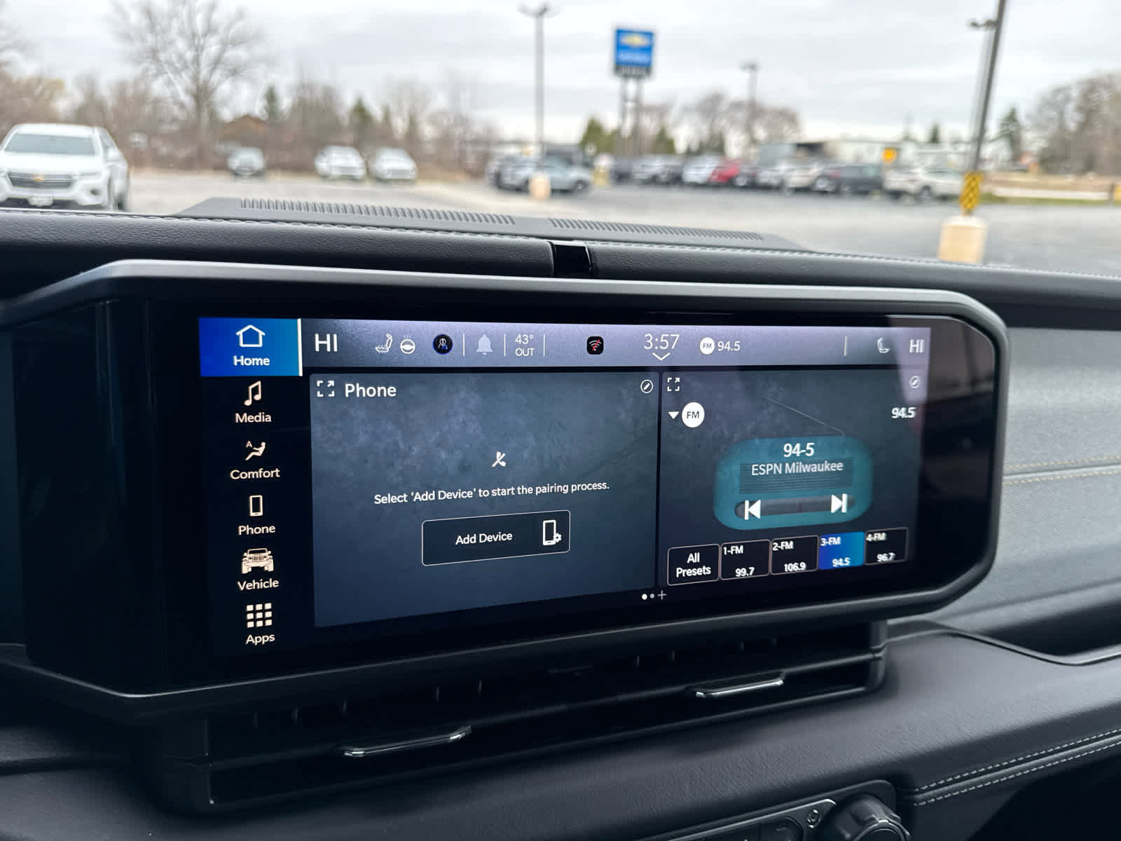 Used 2025 Jeep Wrangler Sahara w/ Safety Group image 21