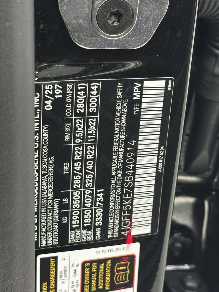 Certified 2025 Mercedes-Benz GLS 450 4MATIC image 37
