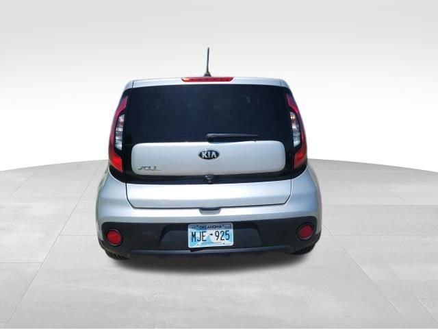 Used 2019 Kia Soul w/ Convenience Package FWD image 4