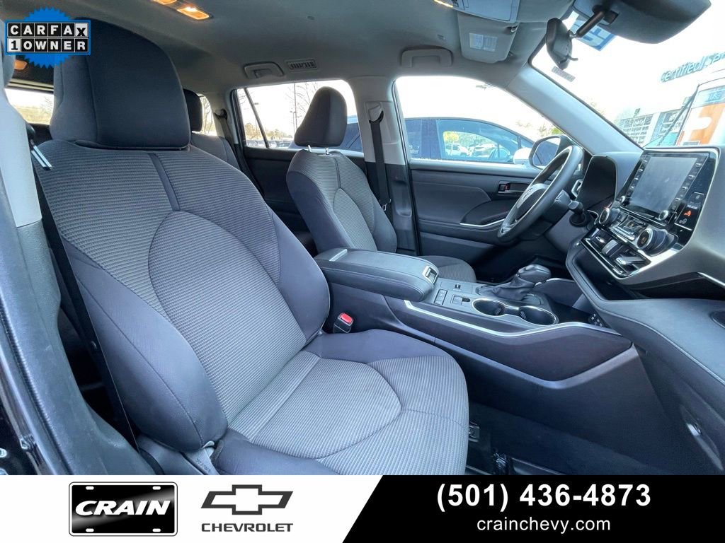 Used 2022 Toyota Highlander L image 31