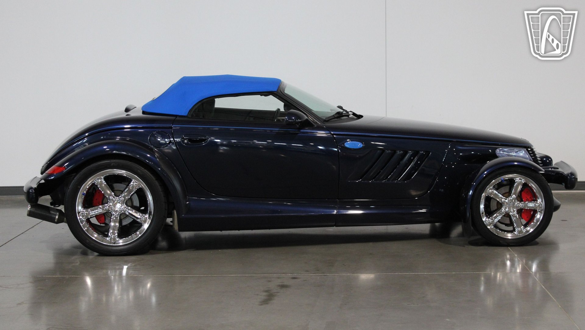 Used 2001 Chrysler Prowler RWD image 23