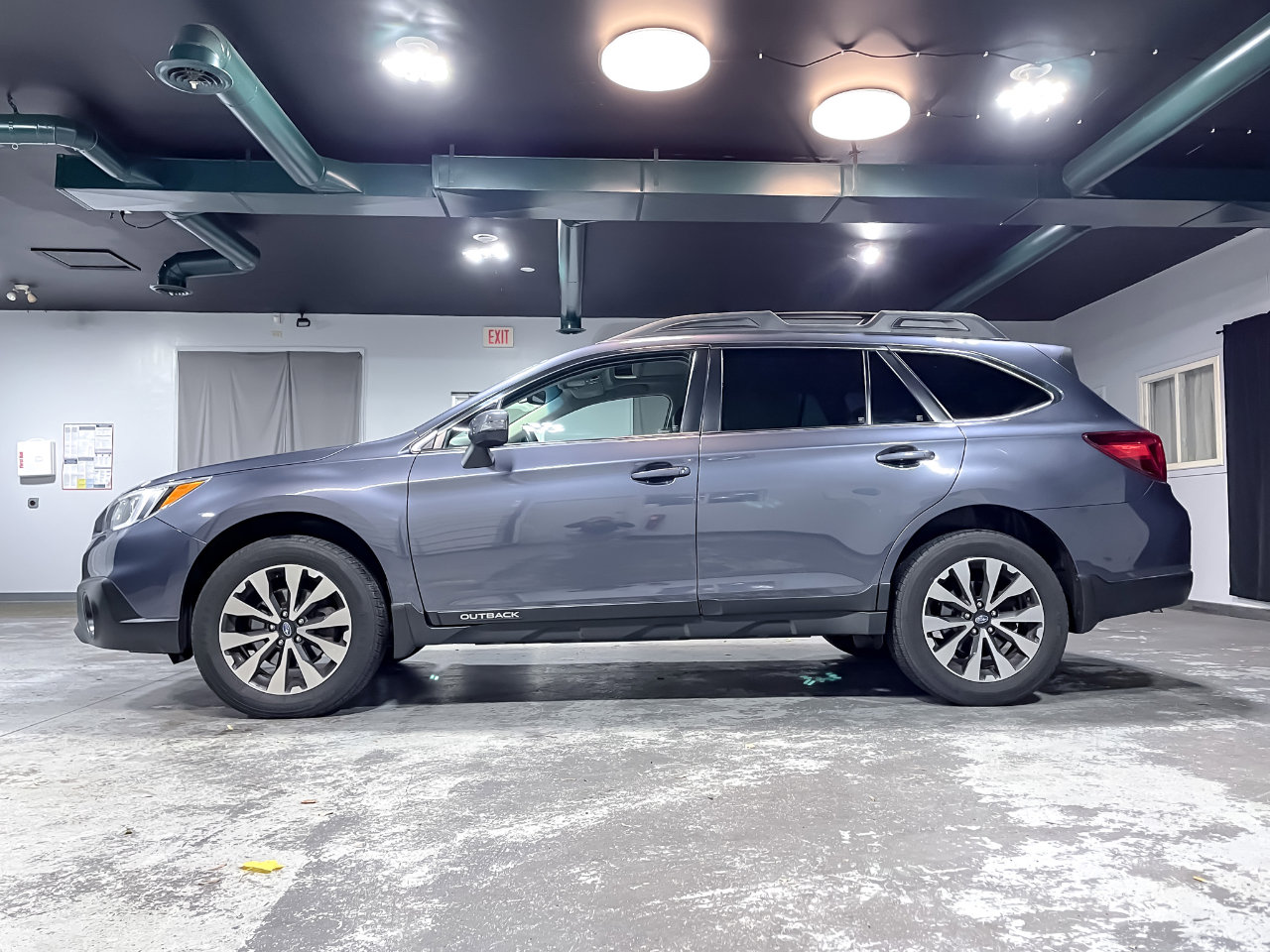 Used 2017 Subaru Outback 2.5i Limited image 5